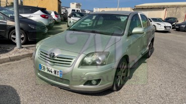 AVENSIS 126 D4D LINEA TECHNO